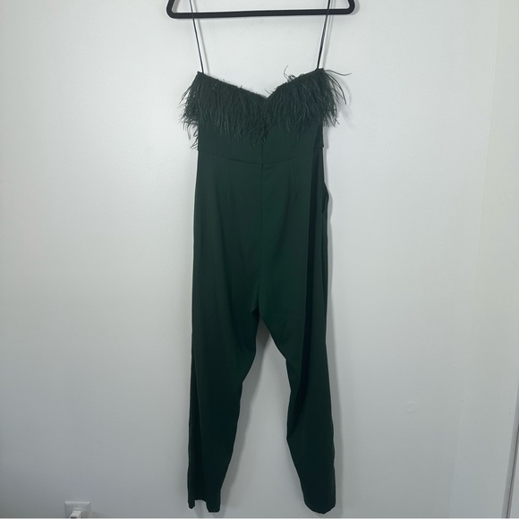 Saylor Lelaina Strapless Feather Trim Jumpsuit Size M Holiday Festive NWT - Picture 5 of 13
